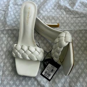 White Streetwear society high heels